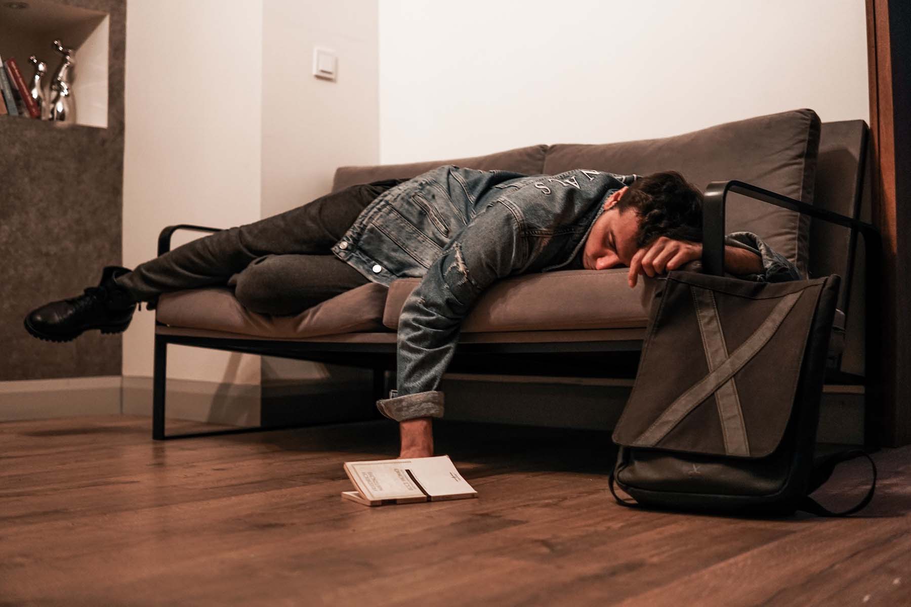 How Does Alcohol Affect sleep?